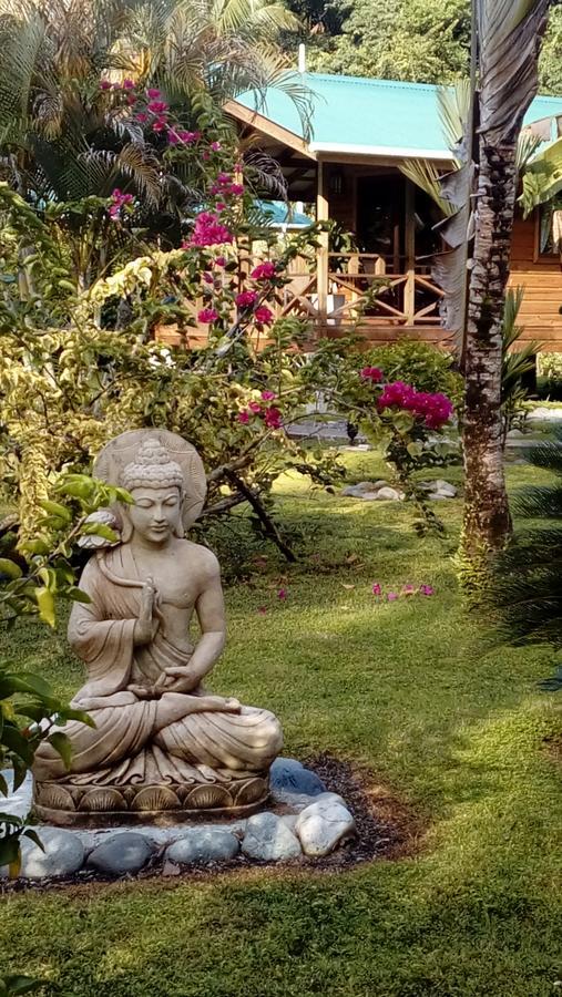 J And H Garden Cabinas Бокас дел Торо Екстериор снимка