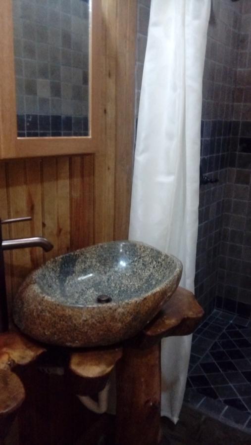 J And H Garden Cabinas Бокас дел Торо Екстериор снимка