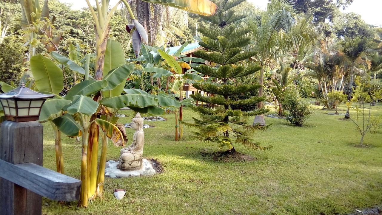 J And H Garden Cabinas Бокас дел Торо Екстериор снимка