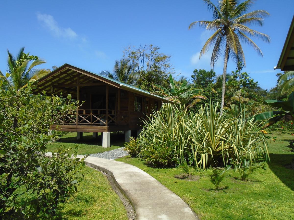 J And H Garden Cabinas Бокас дел Торо Екстериор снимка