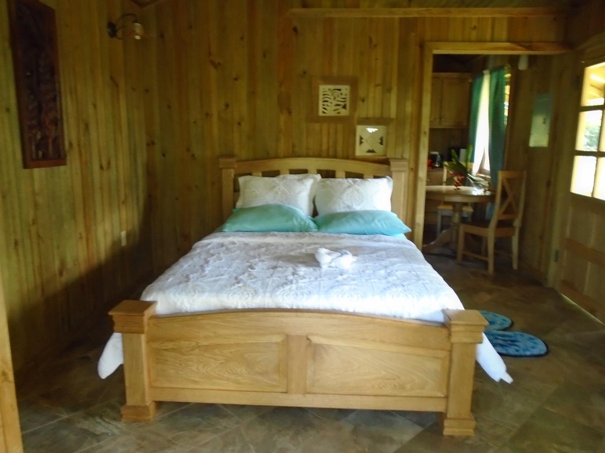 J And H Garden Cabinas Бокас дел Торо Екстериор снимка