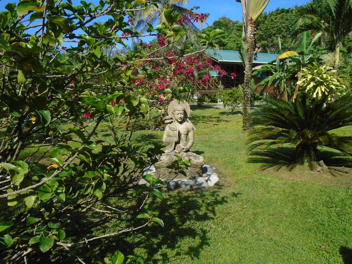 J And H Garden Cabinas Бокас дел Торо Екстериор снимка
